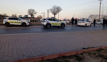 Konya’da tır polis aracına çarptı: 1 polis şehit oldu, 2 polis ağır yaralandı